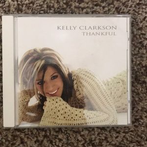 Kelly Clarkson Thankful